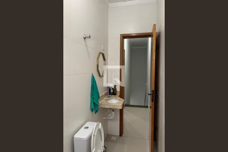 Casa para alugar com 116m², 2 quartos e 2 vagas Casa para alugar com 116m², 2 quartos e 2 vagasBanheiro 2. (Segundo Andar)