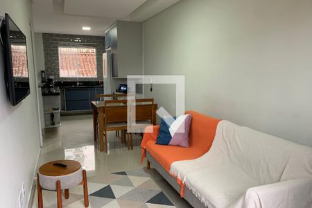 Casa para alugar com 116m², 2 quartos e 2 vagas Casa para alugar com 116m², 2 quartos e 2 vagasSala