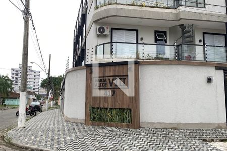 Casa para alugar com 116m², 2 quartos e 2 vagas Casa para alugar com 116m², 2 quartos e 2 vagasFachada