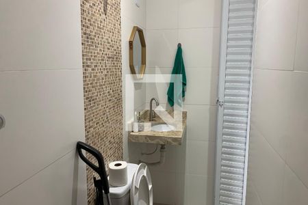 Casa para alugar com 116m², 2 quartos e 2 vagas Casa para alugar com 116m², 2 quartos e 2 vagasBanheiro 1
