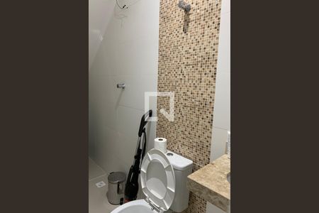 Casa para alugar com 116m², 2 quartos e 2 vagas Casa para alugar com 116m², 2 quartos e 2 vagasBanheiro 1
