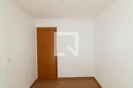 Quarto 1 de apartamento para alugar com 2 quartos, 42m² em Inhoaíba, Rio de Janeiro
