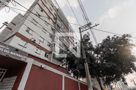 Apartamento à venda com 64m², 2 quartos e 1 vaga Apartamento à venda com 64m², 2 quartos e 1 vagaFachada