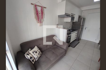 Sala / Cozinha de apartamento para alugar com 2 quartos, 34m² em Barra Funda, São Paulo