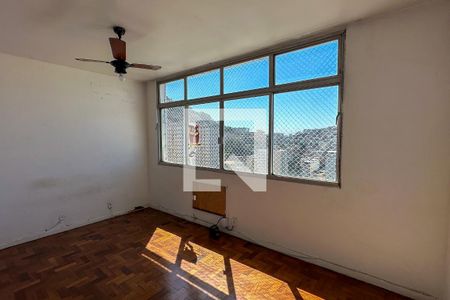 Suíte de apartamento para alugar com 3 quartos, 146m² em Copacabana, Rio de Janeiro