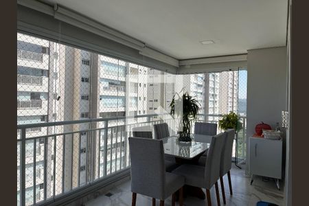 Apartamento à venda com 79m², 2 quartos e 2 vagasVaranda gourmet