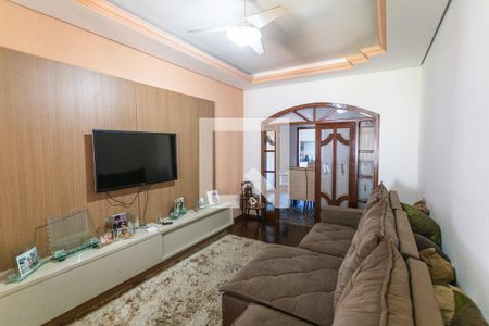 Sala de casa à venda com 3 quartos, 266m² em Araguaia, Belo Horizonte