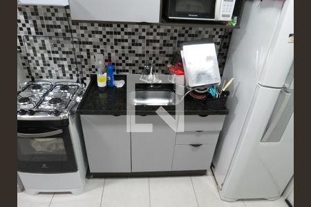Apartamento à venda com 46m², 1 quarto e sem vagaCozinha - Pia Gabinete