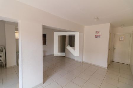 Apartamento para alugar com 50m², 2 quartos e 1 vaga Apartamento para alugar com 50m², 2 quartos e 1 vagaÁrea comum - Salão de festas