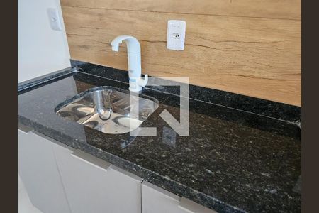 Studio para alugar com 24m², 1 quarto e sem vaga Studio para alugar com 24m², 1 quarto e sem vagaCozinha e Área de Serviço