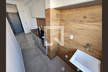 Studio para alugar com 24m², 1 quarto e sem vaga Studio para alugar com 24m², 1 quarto e sem vagaCozinha e Área de Serviço