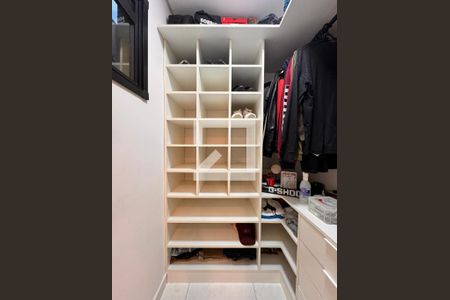 Apartamento para alugar com 100m², 2 quartos e 1 vagaCloset