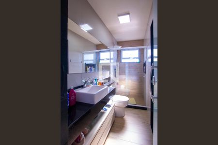 Casa para alugar com 237m², 5 quartos e 2 vagas Casa para alugar com 237m², 5 quartos e 2 vagasBanheiro da Suíte 3