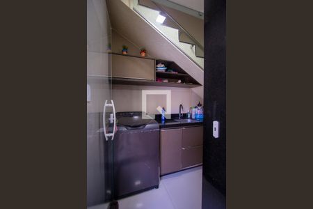 Casa para alugar com 237m², 5 quartos e 2 vagas Casa para alugar com 237m², 5 quartos e 2 vagasÁrea de Serviço