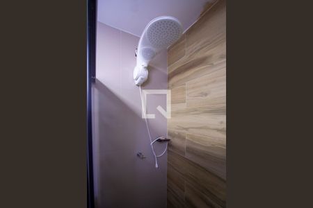 Casa para alugar com 237m², 5 quartos e 2 vagas Casa para alugar com 237m², 5 quartos e 2 vagasBanheiro social e da suíte 2