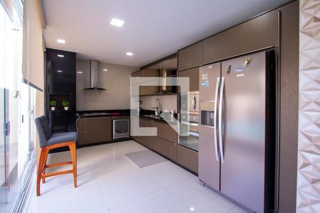 Casa para alugar com 237m², 5 quartos e 2 vagas Casa para alugar com 237m², 5 quartos e 2 vagasCozinha 1