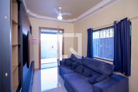 Casa para alugar com 237m², 5 quartos e 2 vagas Casa para alugar com 237m², 5 quartos e 2 vagasSala 1