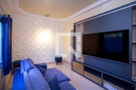 Casa para alugar com 237m², 5 quartos e 2 vagas Casa para alugar com 237m², 5 quartos e 2 vagasSala 1