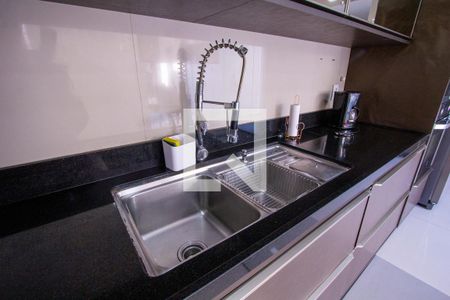 Casa para alugar com 237m², 5 quartos e 2 vagas Casa para alugar com 237m², 5 quartos e 2 vagasCozinha 1