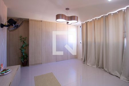 Casa para alugar com 237m², 5 quartos e 2 vagas Casa para alugar com 237m², 5 quartos e 2 vagasSala 2