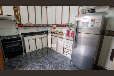 Apartamento à venda com 130m², 4 quartos e sem vaga Apartamento à venda com 130m², 4 quartos e sem vagaCozinha