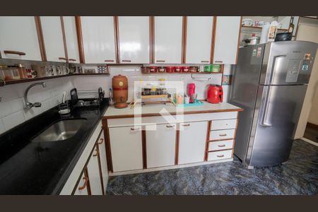 Apartamento à venda com 130m², 4 quartos e sem vaga Apartamento à venda com 130m², 4 quartos e sem vagaCozinha