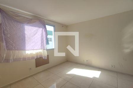 Quarto 1 de apartamento para alugar com 2 quartos, 63m² em Taquara, Rio de Janeiro