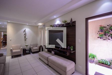 Sala de casa à venda com 3 quartos, 280m² em Vila Moinho Velho, São Paulo