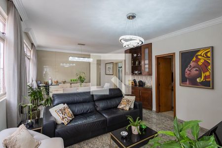 Sala de apartamento à venda com 4 quartos, 136m² em São Pedro, Belo Horizonte