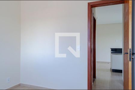 Quarto de apartamento para alugar com 2 quartos, 54m² em Campeche, Florianópolis