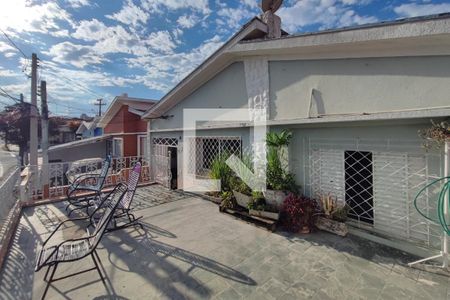 Casa para alugar com 180m², 5 quartos e 4 vagasQuintal