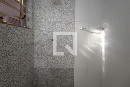 Casa para alugar com 180m², 5 quartos e 4 vagasBanheiro Social