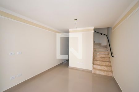 Casa à venda com 110m², 3 quartos e 2 vagasSala