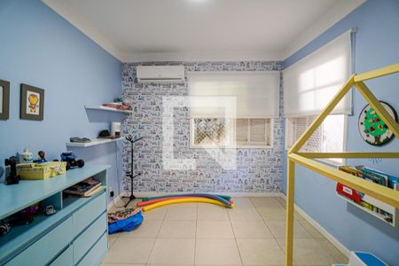 Quarto 2 de apartamento à venda com 3 quartos, 290m² em Itaipu, Niterói