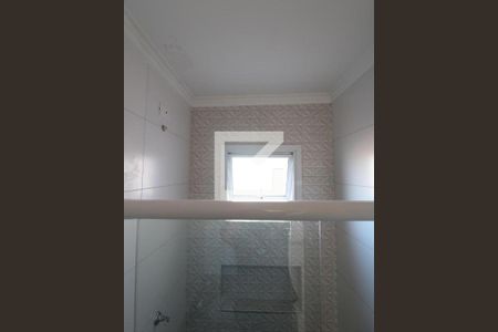 Banheiro de apartamento para alugar com 1 quarto, 28m² em Vila Nivi, São Paulo
