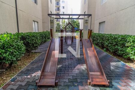 Apartamento à venda com 46m², 2 quartos e 1 vaga Apartamento à venda com 46m², 2 quartos e 1 vagaÁrea comum - Playground