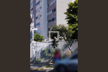 Apartamento à venda com 35m², 2 quartos e 1 vaga Apartamento à venda com 35m², 2 quartos e 1 vagaFachada