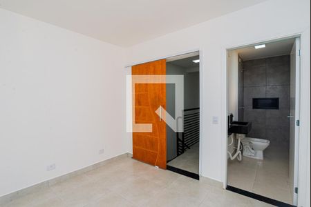 Casa à venda com 180m², 4 quartos e 2 vagasQuarto Suíte 1