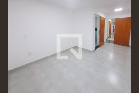 Casa à venda com 180m², 4 quartos e 2 vagasQuarto 3 - Suíte