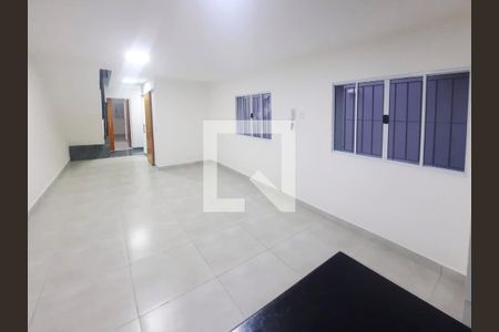 Casa à venda com 180m², 4 quartos e 2 vagasSala