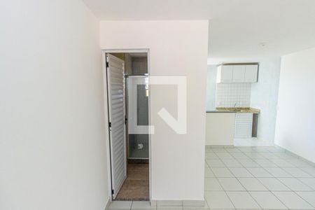 Sala/Quarto de kitnet/studio para alugar com 1 quarto, 25m² em Cordovil, Rio de Janeiro