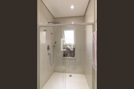 Casa à venda com 400m², 3 quartos e 2 vagasBanheiro do Quarto 2