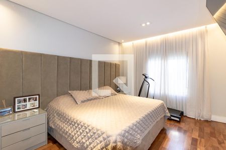 Quarto 1 de casa à venda com 3 quartos, 400m² em Vila Olímpia, São Paulo