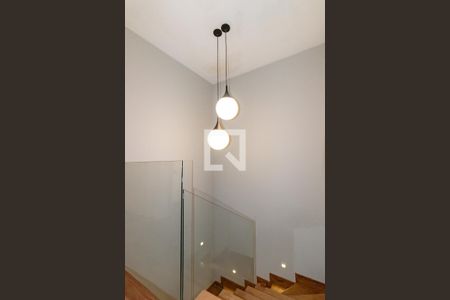 Escada de casa à venda com 3 quartos, 400m² em Vila Olímpia, São Paulo