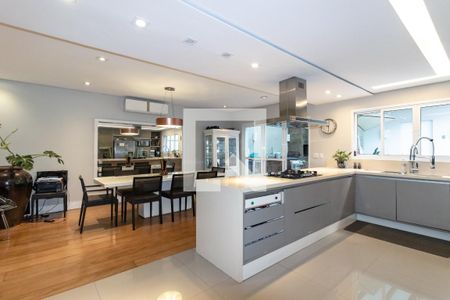 Casa à venda com 400m², 3 quartos e 2 vagasCozinha