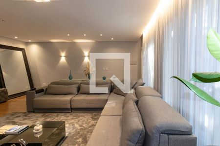 Sala de casa à venda com 3 quartos, 400m² em Vila Olímpia, São Paulo