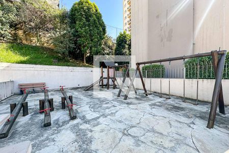 Apartamento à venda com 70m², 2 quartos e 1 vagaÁrea comum