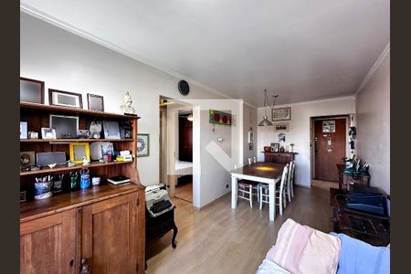 Sala de apartamento à venda com 2 quartos, 65m² em Nova Piraju, São Paulo