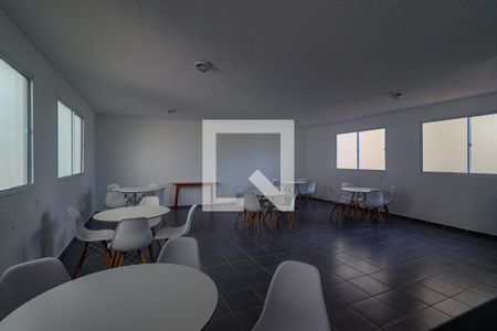 Apartamento para alugar com 44m², 2 quartos e sem vagaÁrea comum - Salão de festas