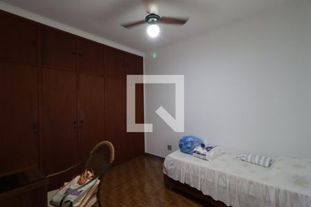 Quarto 1 de casa para alugar com 4 quartos, 250m² em Jardim Macedo, Ribeirão Preto